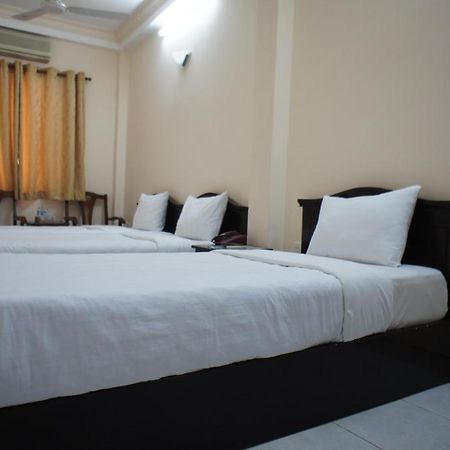 Elegant Inn โฮจิมินห์ซิตี้ ภายนอก รูปภาพ