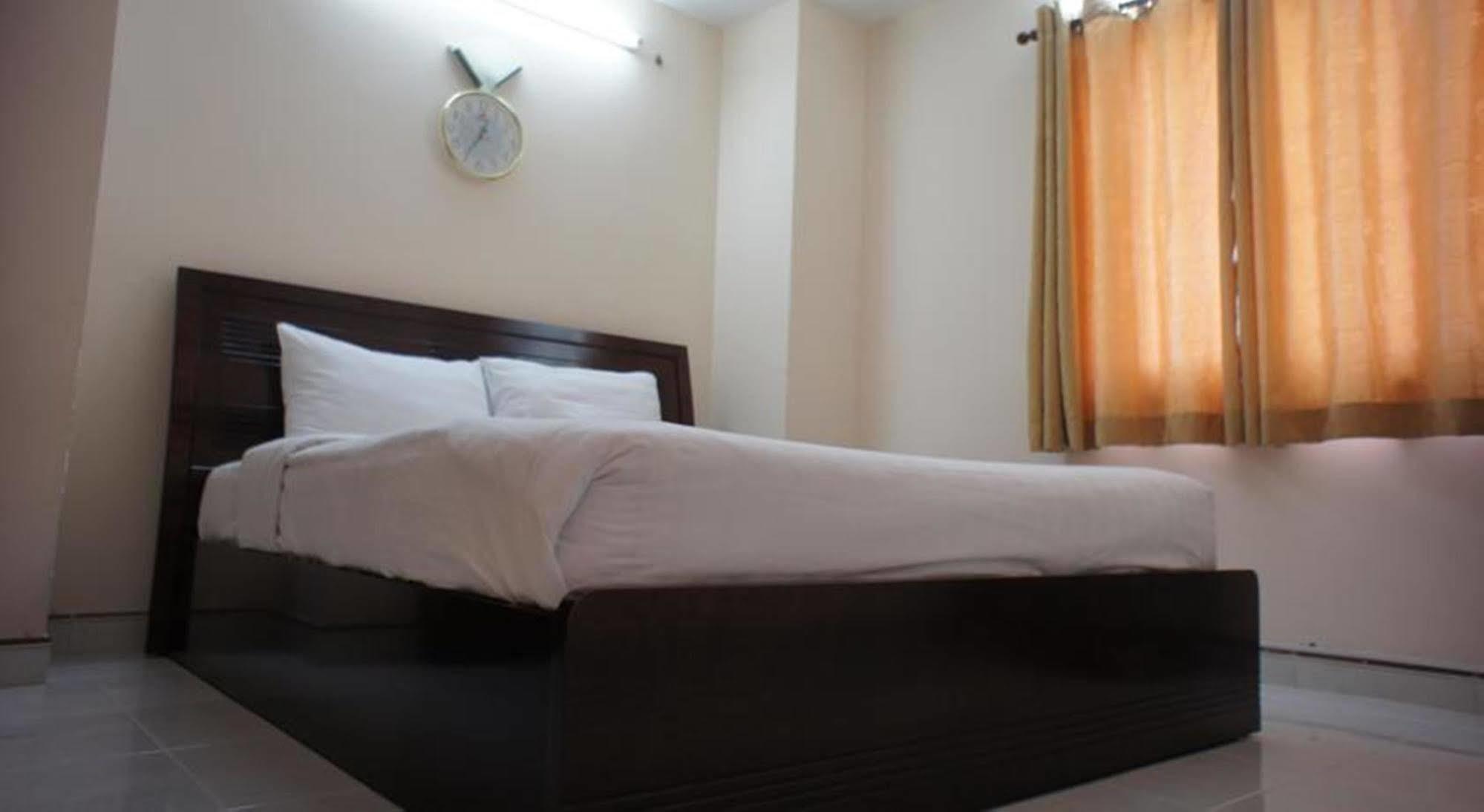 Elegant Inn โฮจิมินห์ซิตี้ ภายนอก รูปภาพ